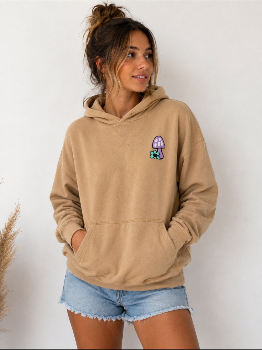 Dravus Heading Nowhere Mushroom Graphic Hoodie Women’s S Tan